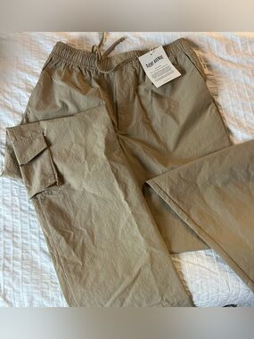 Djerf Avenue Beige Sporty Pants Tall - New with Tags